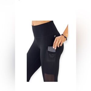 Fabletics Black On-The-Go Powerhold High-Waisted Legging Athletic Size L